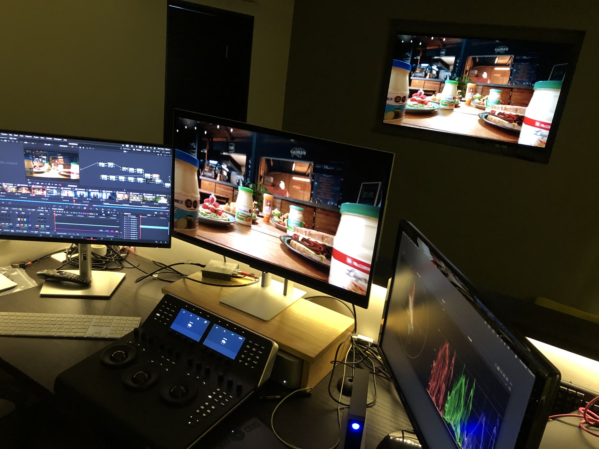 DaVinci Resolve Studio color grading console at Lomas Post
